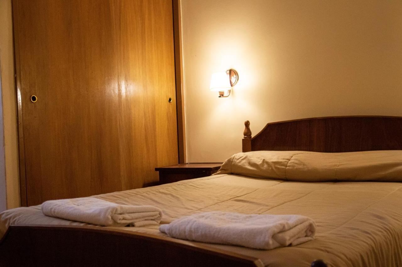 Hotel Provincia Trelew Exterior foto